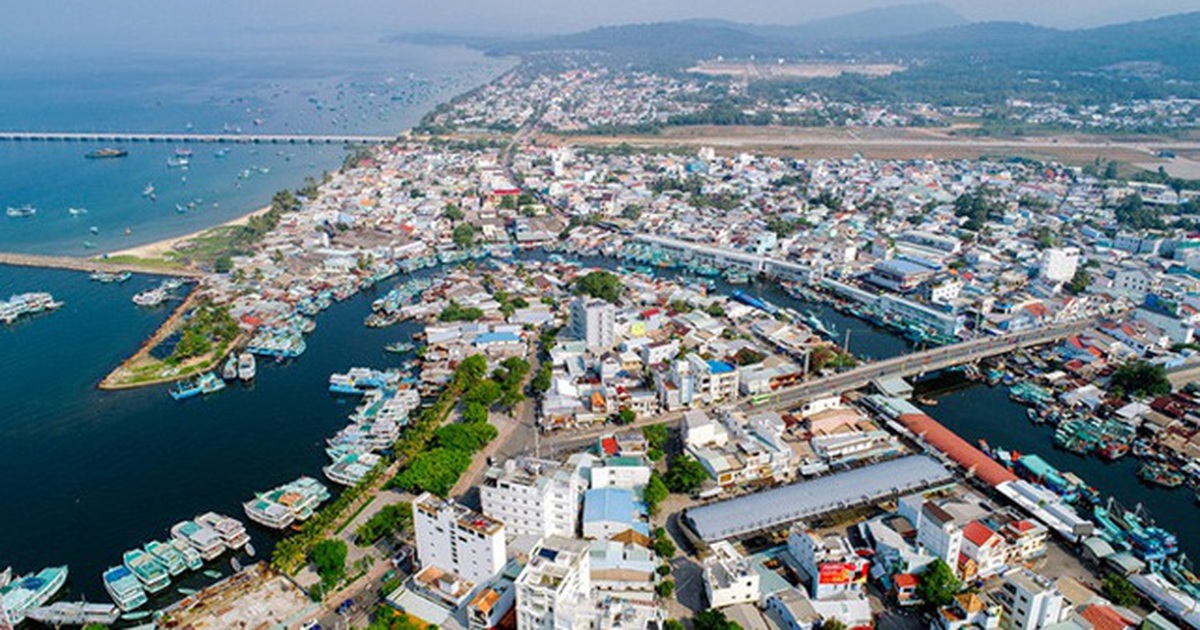 Việc trung tâm thành phố Phú Quốc bị úng ngập đặt ra câu hỏi về sự đồng bộ quy hoạch đô thị