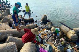 Phú Quốc cố gắng ngăn chặn ô nhiễm rác thải nhựa trên biển