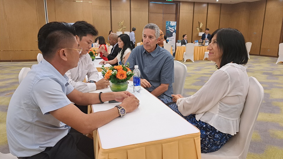 Các doanh nghiệp lữ hành Phú Quốc trao đổi với doanh nghiệp Hoa Kỳ